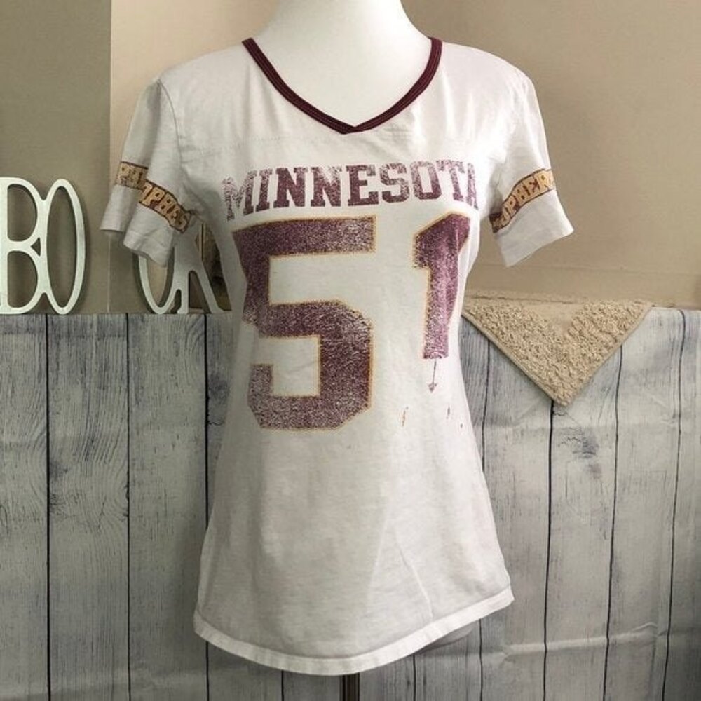 Minnesota Gophers #51 Short Sleeve Graphic Tee **no size please see measurements